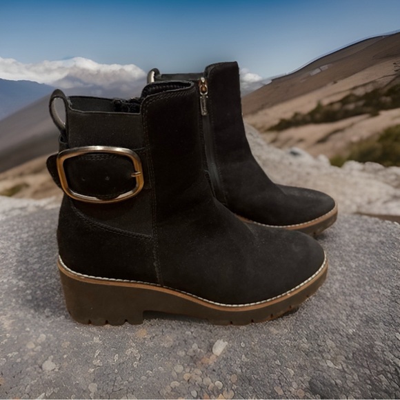 Blondo Shoes - Blondo Black Dalia Waterproof Ankle Boots Silver Buckle Chunky Sole size 9.5